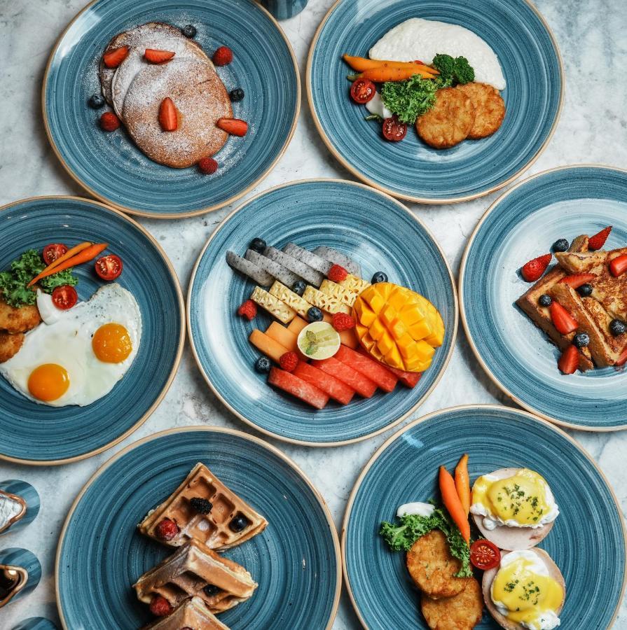 فندق Courtyard By Marriott ماهاباليشوار المظهر الخارجي الصورة