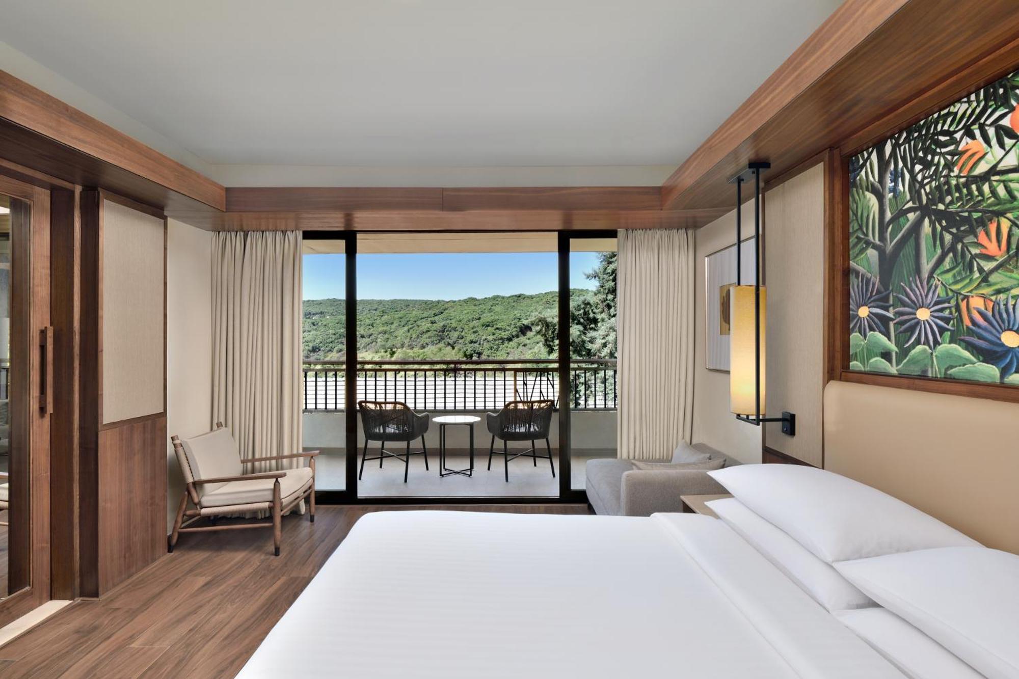 فندق Courtyard By Marriott ماهاباليشوار المظهر الخارجي الصورة